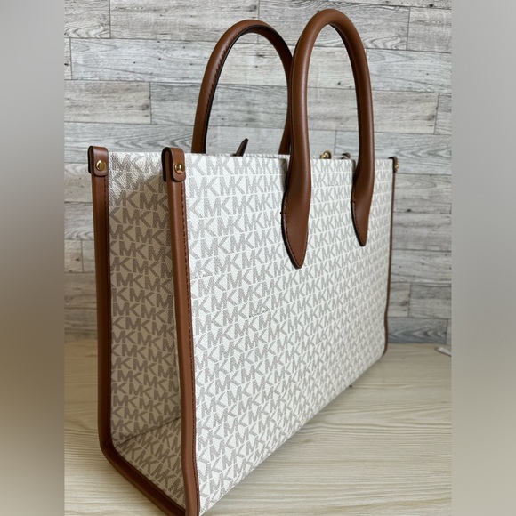 Michael Kors Medium Vanilla Mirella Tote - Picture 7 of 11